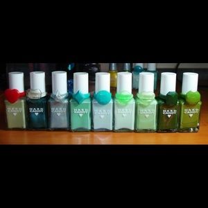ISO Vintage Hard Candy Nail Polish!!